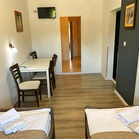 16 Lakes Guesthouse Grabovac  Exterior foto